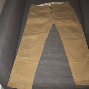 Abercrombie & Fitch Pants - Abercrombie & Fitch Khaki Pants Abercrombie & Fitch Pants - Abercrombie & Fitch Khaki Pants